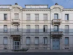 Immeuble situé 8 rue de la République.