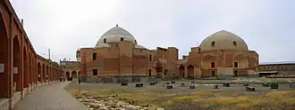 Tombes de combattants perses de la bataille de Tchaldiran à Ardebil (Iran)