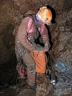 Escalade dans les galeries supérieures de Valette Highway.