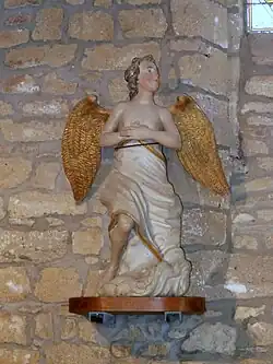 Statue d'un ange adorateur.