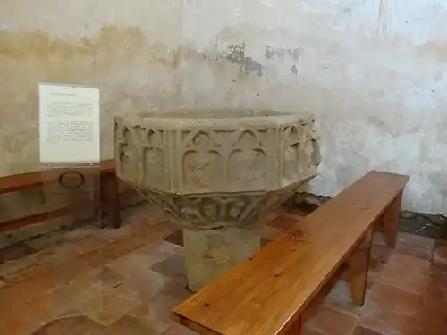 Fonts baptismaux.