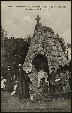 Pèlerins à la fontaine