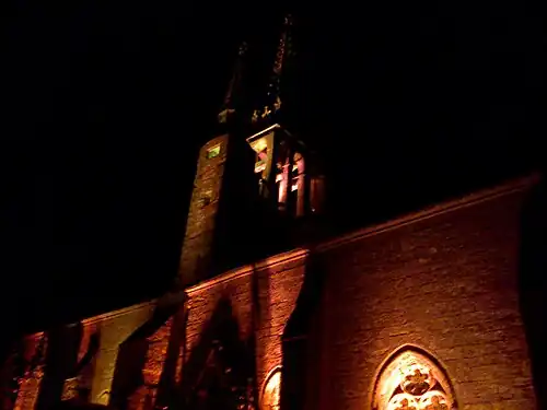 Façade sud de la chapelle.
