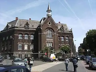 Athénée royal Solvay.