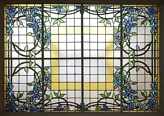 Verrière du jardin d'hiver.