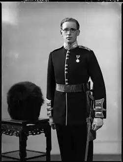 C. Hope, marquis de Linlithgow.