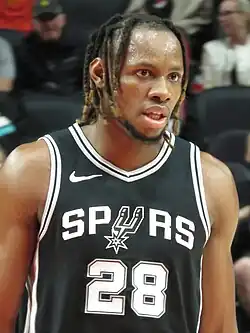 Image illustrative de l’article Charles Bassey