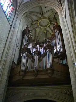 Les orgues.