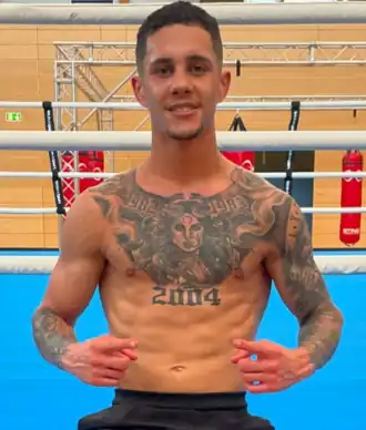 Image illustrative de l’article Charlie Senior