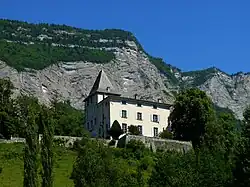 Château de Montbives.