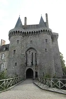 Entrée XIVe&nbsp;siècle