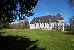 Château de Nuits, façade occidentale