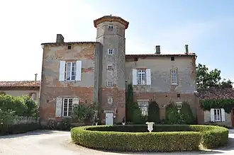 Le château de Thégra.