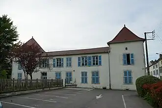 le Château Gaucourt rue de Lisle.