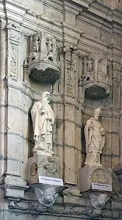 Statues de Saint Antoine d'Egypte et de Martin de Tours.