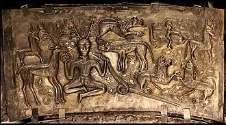 Chaudron de Gundestrup, plaque 1. "Les Gaulois, une expo renversante", 2012, galvanoplastie de Bibracte.