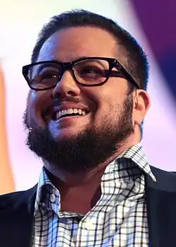 Chaz Bono interprète Gary Longstreet