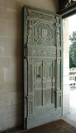 La porte d'entrée.
