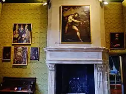 Cheminée du cabinet Vert ornée du tableau, Samson et le Lion, par Golsius.