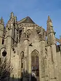 Vue générale d'une chapelle du chevet typique de l'architecture Beaumanoir.