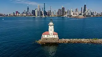 Les gratte-ciel de Downtown Chicago en arrière-plan (2022).