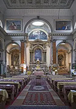 Intérieur de l'église San Luca Evangelista à Venise