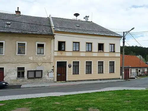 Chlistov : la mairie.