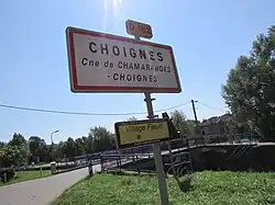 L'entrée du village.