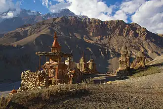 Chörtens bouddhistes.