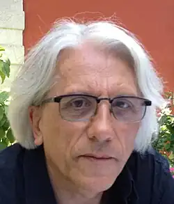 Description de cette image, également commentée ci-après