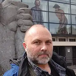 Description de cette image, également commentée ci-après