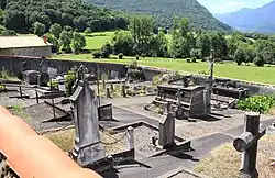 Le cimetière