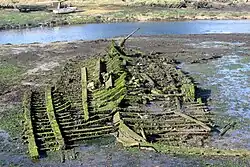 Le fond de l'arrière-port du Guilvinec-Léchiagat : restes d'un malamoks 2.