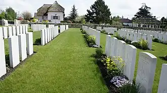 Le cimetière militaire britannique.