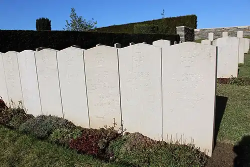 Tombes de soldats allemands tombés à Jeancourt en octobre 1916.
