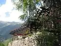 Dans les anciennes installation minières de l'Hospital de Parzan, vestiges de la station d'arrivée du câble aérien qui descendait le minerai des mines du pic Liena