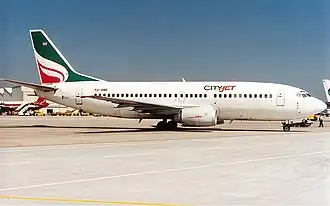 Boeing 737-300 CityJet YU-ANK en 1996.