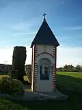 Oratoire de la Vierge Marie (Immaculée conception) près du cimetière.