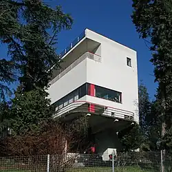 Villa Kenwin sur le lac Léman, un trésor national protégé dans le canton de Vaud.