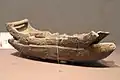 Reproduction d'un bateau. Terre cuite. L. 25,6&nbsp;cm. Daegu. Trois Royaumes, IIIe – VIe&nbsp;siècle. Musée National de Daegu.