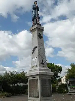 Monument aux morts de Clessé