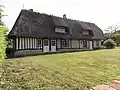 Maison traditionnelle à Cleuville.