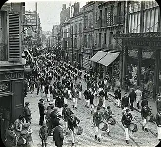 Une clique à Argenteuil.