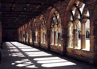 La galerie du cloître.