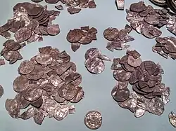 Vue d'ensemble de quelques monnaies (dépôt no&nbsp;2)