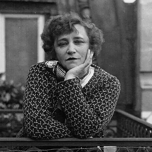 Colette.