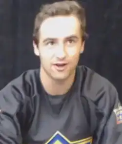 Description de l'image Colin White (1).png.