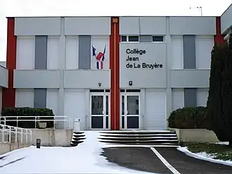 Collège Jean de la Bruyère.