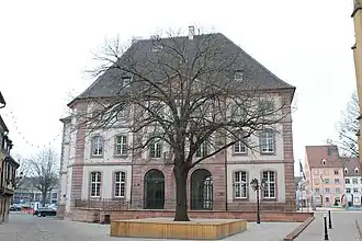 Image illustrative de l’article Place du Sergent-Chef-Kouider-Guerroudj-et-de-tous-les-Harkis