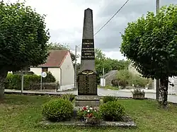 Le monument aux morts.